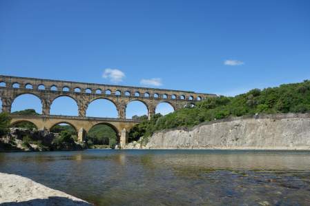 Image d'un pont. Restaurant gastronomique Vézénobres, Que visiter autour d’Alès
